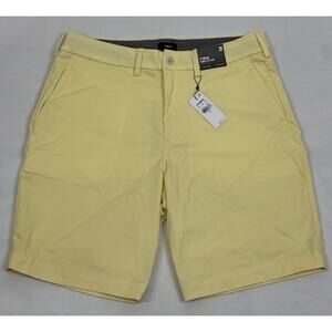 NWT Express Men’s Shorts 8 in inseam 31 Waist Hyper Stretch Temp Control Yellow